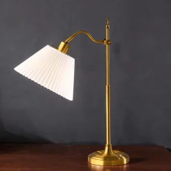 Levenger Amherst Table Lamp Antique Brass