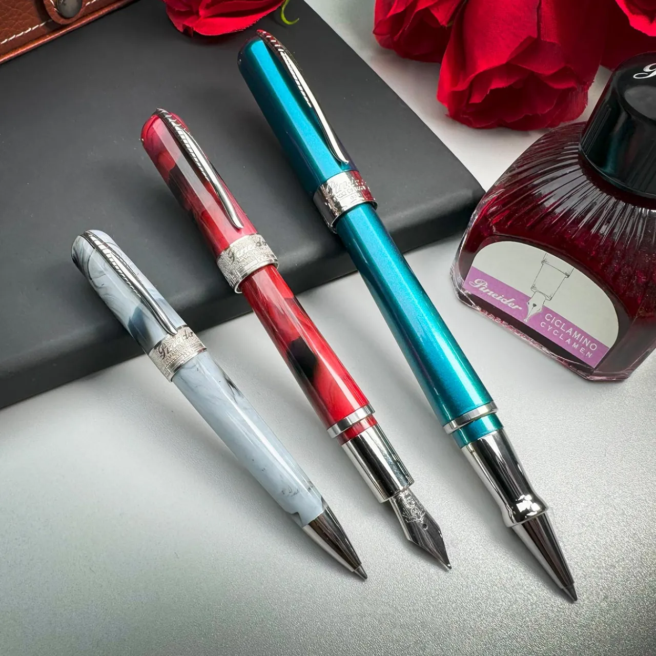Levenger Pineider Avatar UR Mini Pen Best